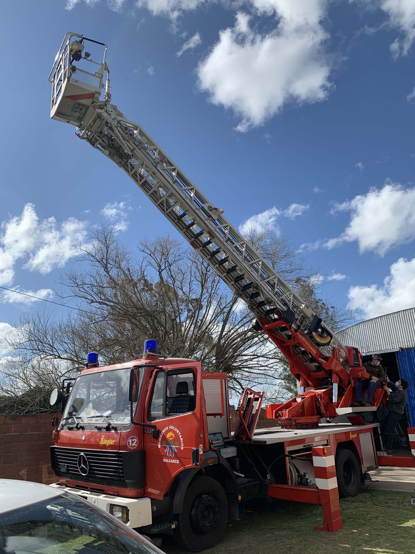 Automatización de Escalera en Camión de Bomberos